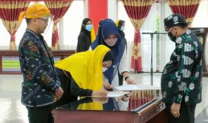 Pengurus DKD Ditetapkan Berdasarkan SK Bupati Pengurus DKD Ditetapkan Berdasarkan SK Bupati