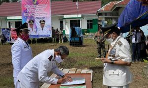 Warga Pinembani Dilantik Jadi Camat Warga Pinembani Dilantik Jadi Camat