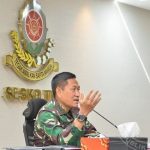 Sekjen Kemhan Berikan Materi Two Sided Wargaming Siswa Sesko TNI