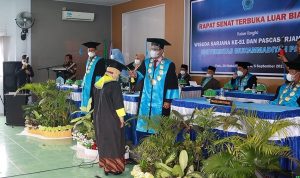 Unismuh Palu Wisuda Sarjana dan Pascasarjana