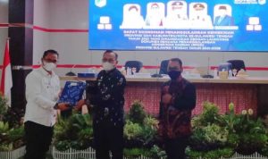 Wakil Bupati Sigi Serahkan Dokumen RPKD