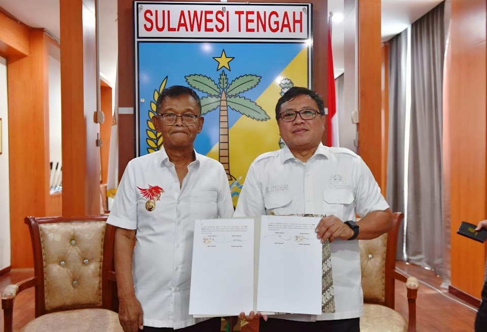 Pj Bupati Donggala dan Gubernur Sulteng Teken PKS