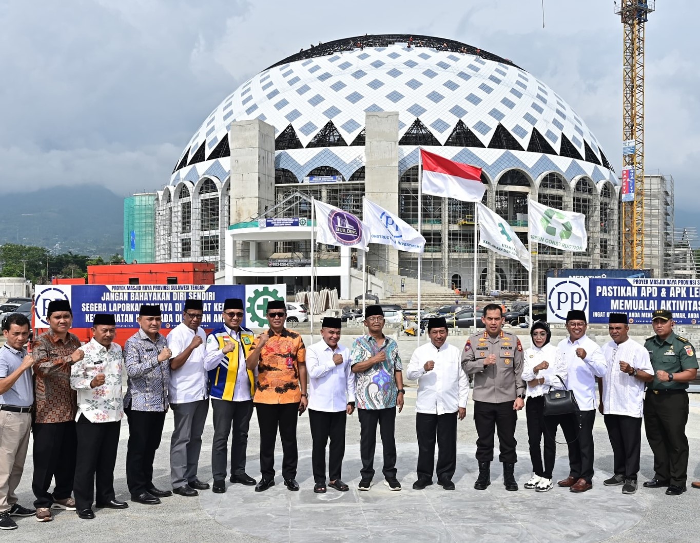 GubernurSulteng Resmikan Nama Masjid Raya Baitul Khairaat