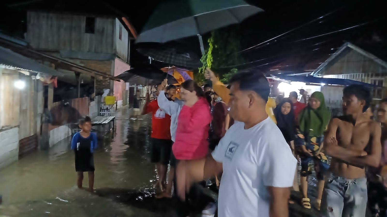 Bupati Vera Gerak Cepat Tinjau Lokasi Banjir di Banawa