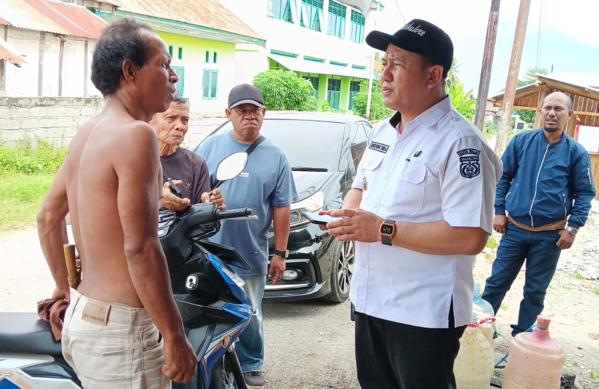 Lurah Tegur Pelaku Usaha yang Abaikan Kepentingan Umum