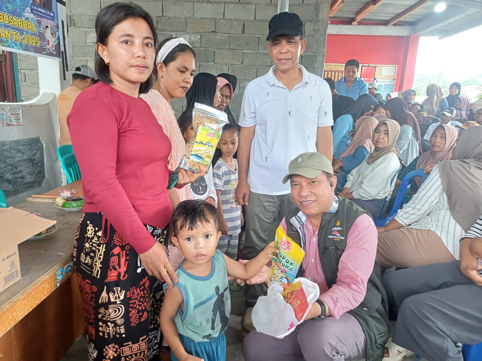 204 Keluarga Berisiko Stunting Terima Bantuan Produk Olahan Ikan