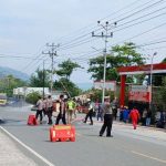 Polres Donggala Terjunkan Personel Lakukan Pengamanan Humanis Aksi Unjuk Rasa Forum Masyarakat Desa Loli Oge