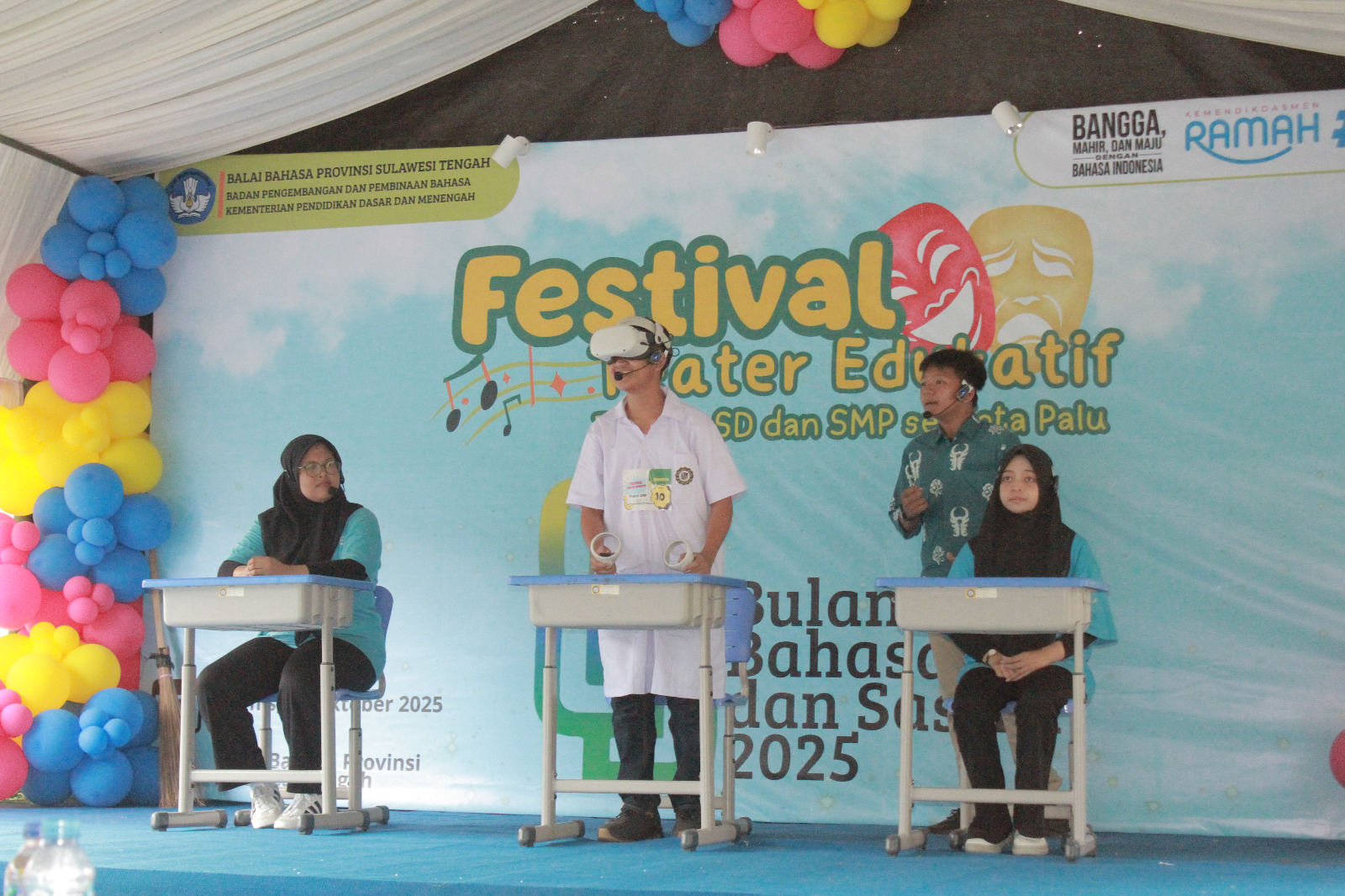 Festival Teater Edukatif Tingkat SD dan SMP se-Kota Palu, Persembahan Balai Bahasa Sulteng Meriahkan Bulan Bahasa 2025 Festival Teater Edukatif Tingkat SD dan SMP se-Kota Palu, Persembahan Balai Bahasa Sulteng Meriahkan Bulan Bahasa 2025