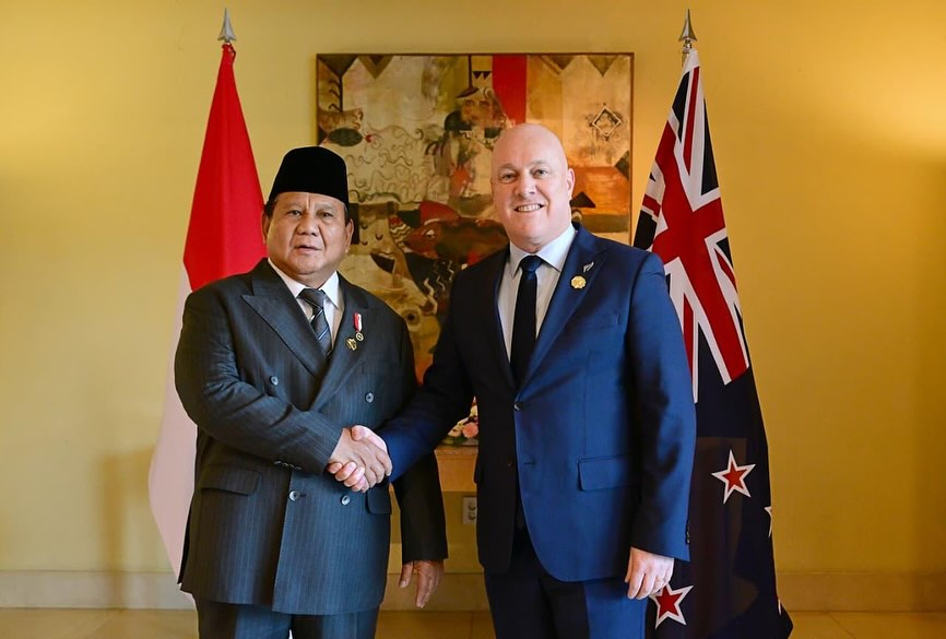 Presiden Prabowo dan PM Christopher Luxon Sepakat Perkuat Kemitraan Strategis Indonesia–Selandia Baru di KTT APEC 2025 Presiden Prabowo dan PM Christopher Luxon Sepakat Perkuat Kemitraan Strategis Indonesia–Selandia Baru di KTT APEC 2025