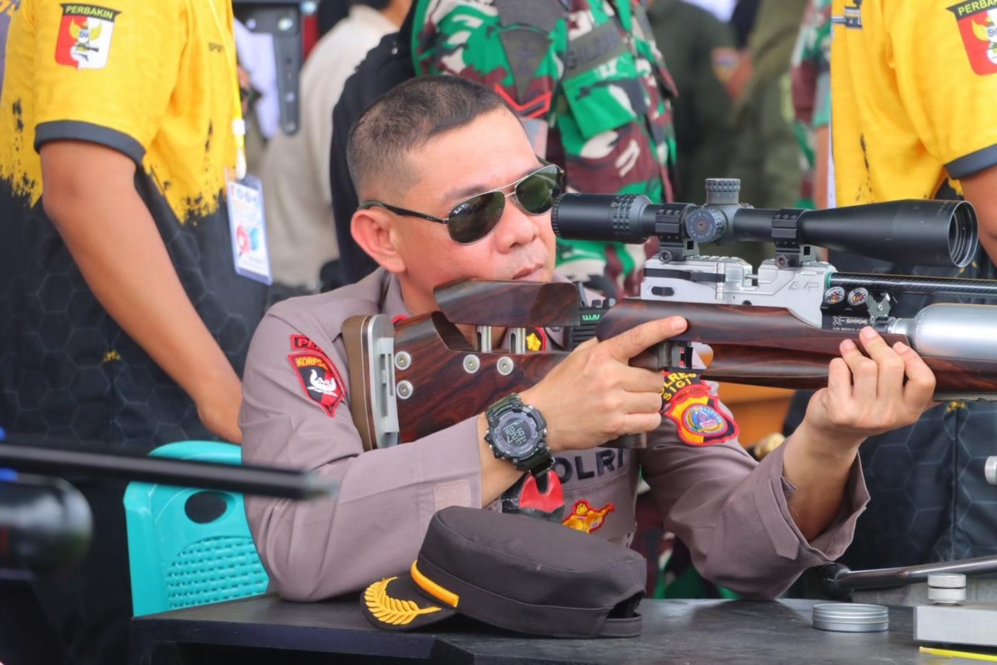 “Dentuman Semangat dari Kalukubula! Turnamen Menembak Bupati Sigi Cup I Resmi Dimulai” “Dentuman Semangat dari Kalukubula! Turnamen Menembak Bupati Sigi Cup I Resmi Dimulai”