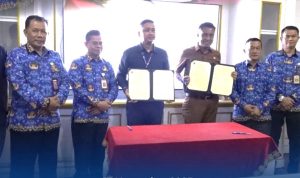 Pemkab PPU Luncurkan “Kartu Penajam Cerdas”, Fasilitasi Kebutuhan Dasar Pendidikan untuk Seluruh Siswa Baru Pemkab PPU Luncurkan “Kartu Penajam Cerdas”, Fasilitasi Kebutuhan Dasar Pendidikan untuk Seluruh Siswa Baru