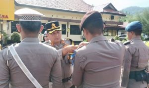 Polres Morowali Utara Gelar Apel Pasukan Operasi Zebra Tinombala 2025: Perkuat Edukasi dan Keselamatan Berlalu Lintas Polres Morowali Utara Gelar Apel Pasukan Operasi Zebra Tinombala 2025: Perkuat Edukasi dan Keselamatan Berlalu Lintas