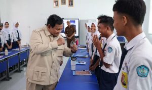 Peluncuran Perdana Papan Interaktif Digital, Tonggak Baru Akselerasi Pendidikan Nasional