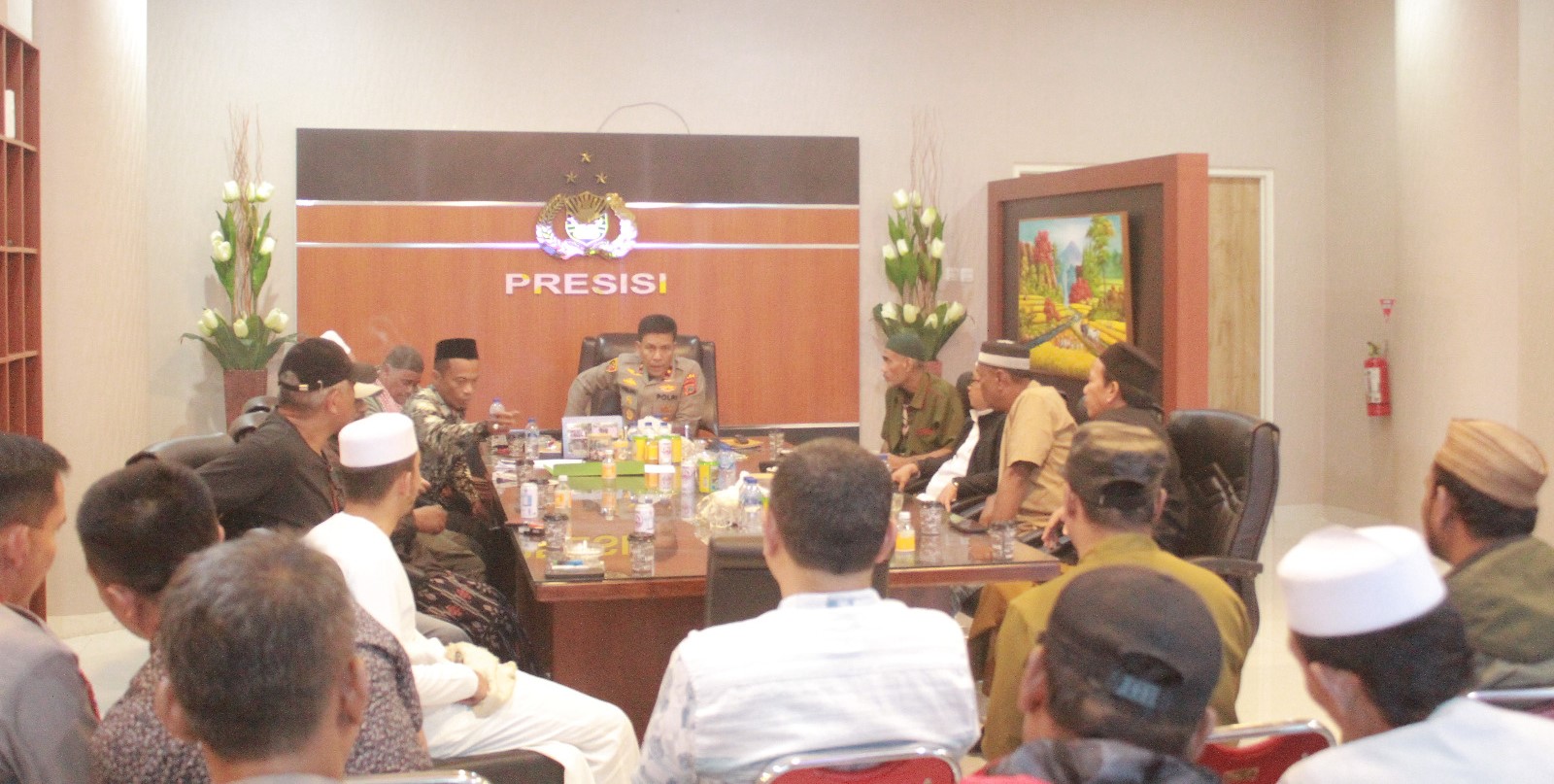 Abnaul Khairaat Gabung Aliansi Abna Peduli Guru Tua, Gelar Aksi Damai di Polda Sulteng Abnaul Khairaat Gabung Aliansi Abna Peduli Guru Tua, Gelar Aksi Damai di Polda Sulteng