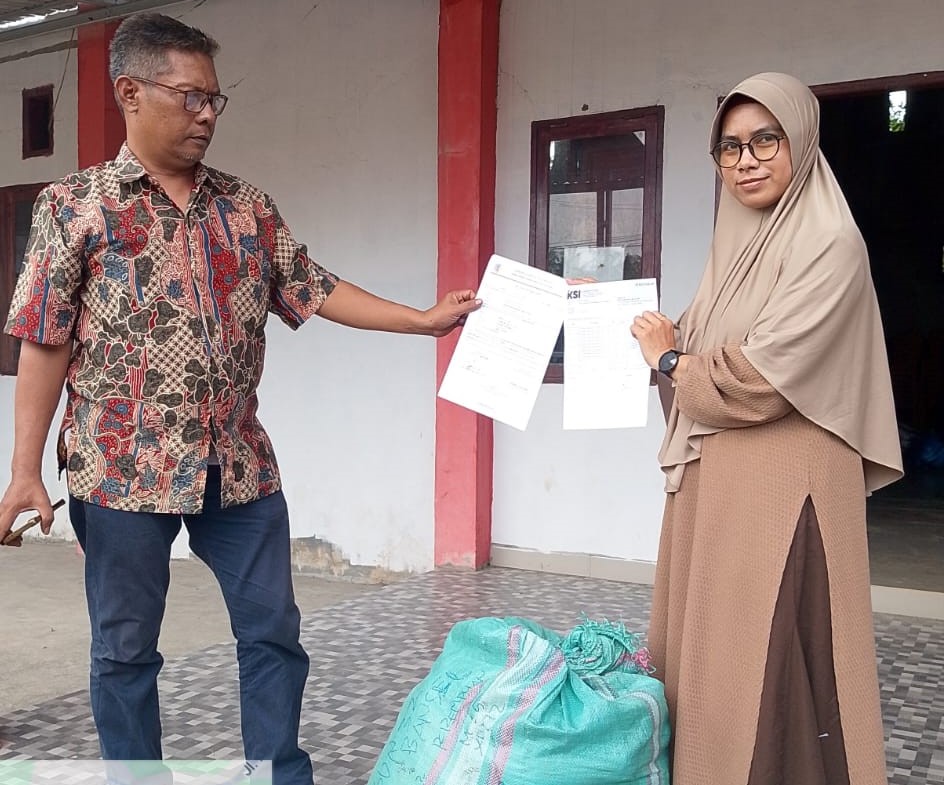 Donggala Menyala untuk Pendidikan: Ribuan Seragam Dibagikan, Kerja Bupati Mulai Terasa Dampaknya