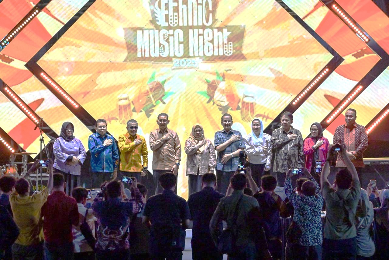 Ethnic Music Night 2025 Menggelegar di Palu, Sulawesi Tengah Tegaskan Diri sebagai Panggung Budaya Dunia