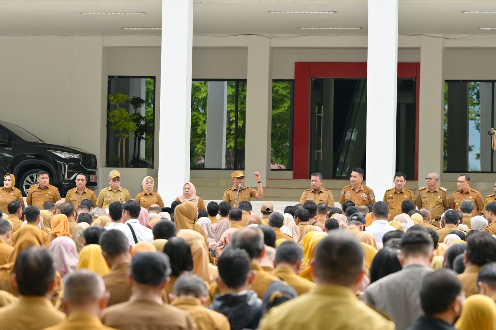 Pimpin Apel Perdana ASN 2026, Gubernur Anwar Hafid Tegaskan Integritas, Pelayanan, dan Gerak Kolektif