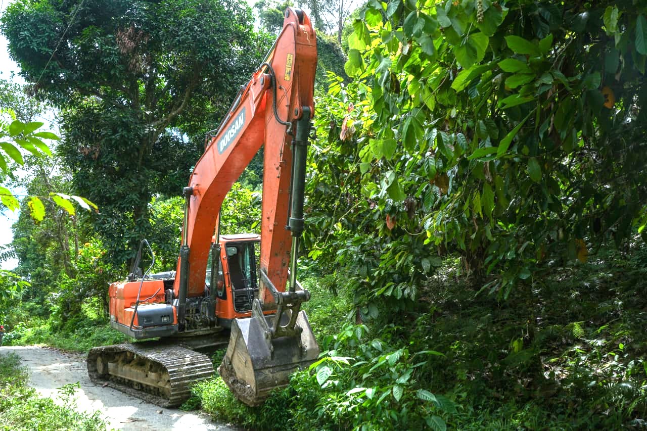 Gubernur Anwar Hafid, Perintahka Kerahkan Alat Berat Tangani Bencana