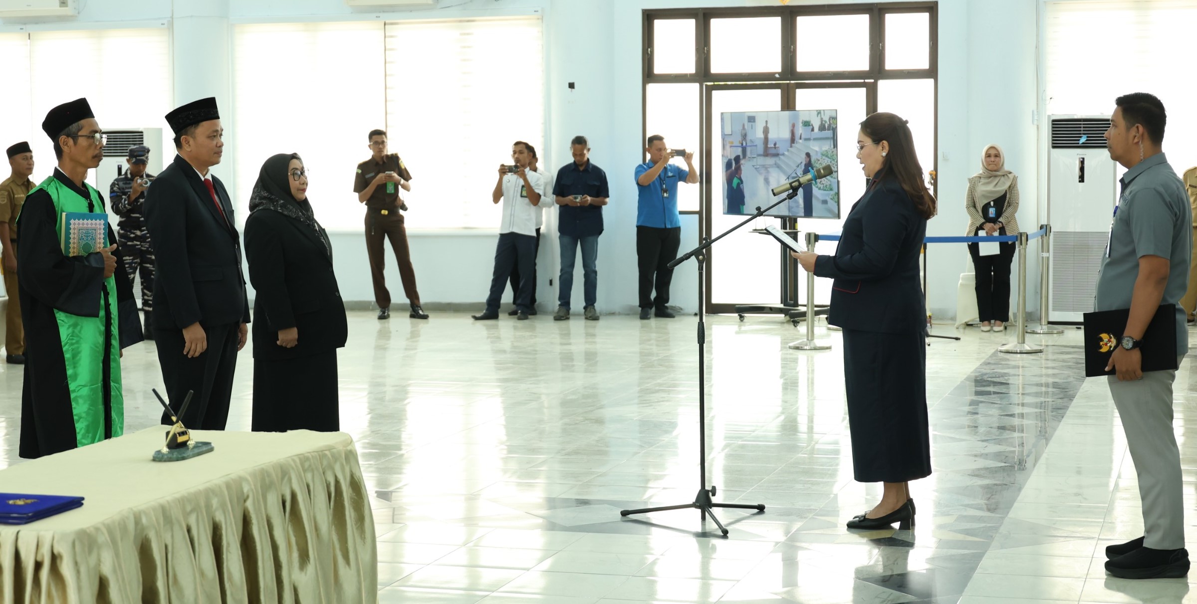 Pesan Tegas Bupati Vera Elena Laruni: Kadis PU Harus Tahan Godaan, Dinkes Benahi Layanan