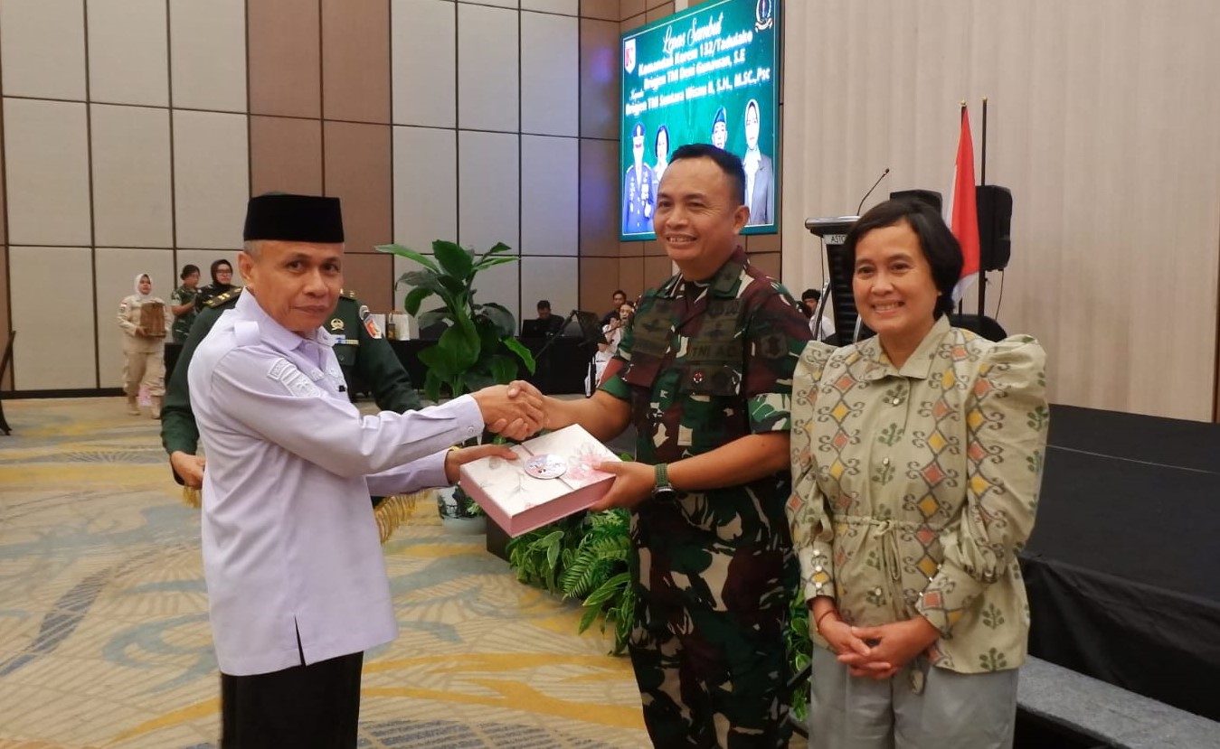 Sekda Donggala Hadiri Lepas Sambut Danrem 132/Tadulako, Tegaskan Pentingnya Sinergi TNI dan Pemda
