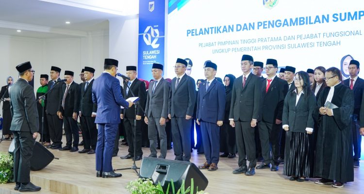 Anwar Hafid Lantik 40 Pejabat Strategis, Tekankan Pelayanan Rakyat Tak Boleh Terhambat Anggaran