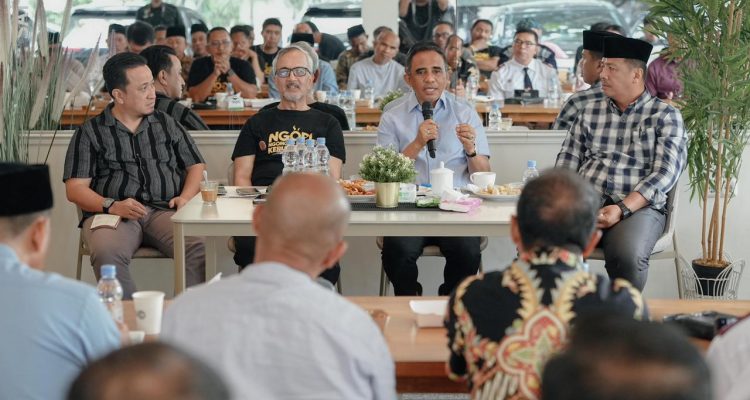 Spiritualitas dan Toleransi Jadi Fondasi Pembangunan, Gubernur Anwar Hafid Ajak Umat Ramaikan Rumah Ibadah