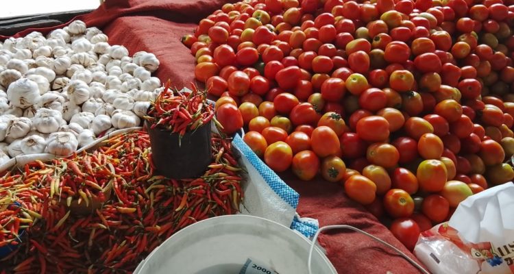 INFORMASI HARGA KEBUTUHAN POKOK DAN BAHAN STRATEGIS PASAR MALONDA KABUPATEN DONGGALA SULAWESI TENGAH TANGGAL, 03-06-2026