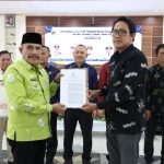 Wabup Donggala Terima Penyerahan Fasilitator Berani Mombangu, Perkuat Akselerasi Pengentasan Kemiskinan di 50 Desa