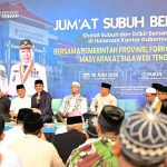 Ribuan Jamaah Padati Kantor Gubernur, Anwar Hafid Ajak Sulteng Bangun Kekuatan Spiritual di Tahun Baru Islam