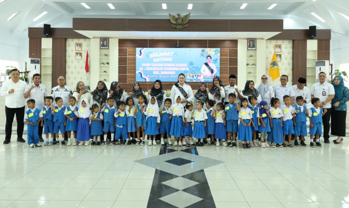 Bupati Vera Tanamkan Semangat Cinta Donggala kepada Anak TK Al-Khairaat