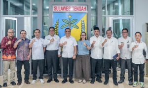 Anwar Hafid Kawal Penyelesaian Rumah Warga Desa Sulewana, PT Poso Energy Siap Gunakan Standar BSPS