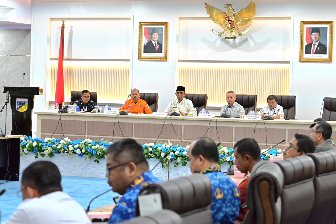 Status Darurat Berakhir, Anwar Hafid Pastikan Bantuan Korban Gempa Terus Berlanjut
