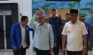 Gubernur Anwar Hafid dan Menko Pangan Zulkifli Hasan Bawa Semangat Baru untuk Petani Sulteng Gubernur Anwar Hafid dan Menko Pangan Zulkifli Hasan Bawa Semangat Baru untuk Petani Sulteng