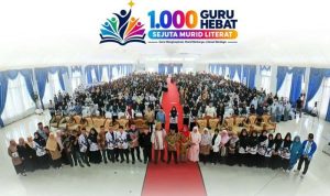 FPL Pasbar Hadirkan Gol A Gong ke Pasaman Barat, Aksi Bupati Yulianto Borong Buku Jadi Perhatian