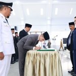 Lantik 50 Pejabat, Bupati Donggala Sentil Birokrasi: Kedekatan Bukan Jaminan, Kinerja Jadi Ukuran